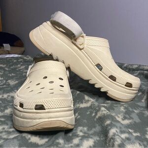 Crocs Unisex-Adult Classic Hiker Escape Clogs (Mens 10 / Women’s 12)